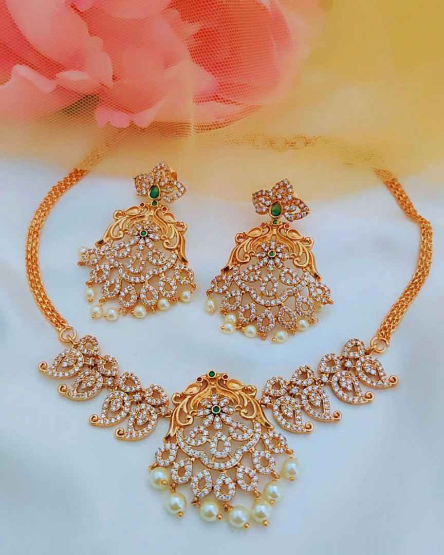 GOLDEN PRAHASINI TEMPLE JEWELLERY SET