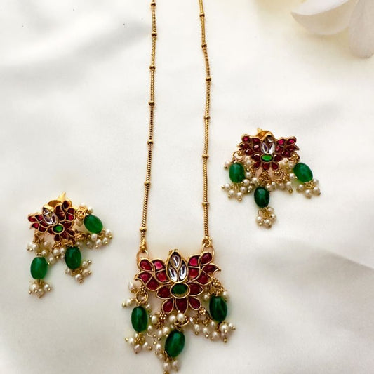 MULTICOLOR SHOBA JEWELLERY SET