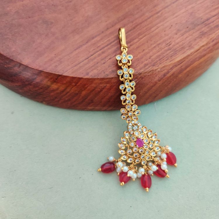 1GM GOLD RUBY MAANG TIKKA