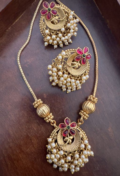 GOLDEN SANA JEWELLERY SET