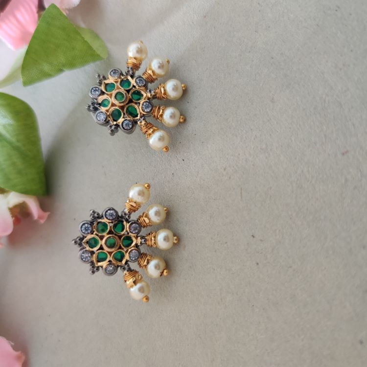 BLACK POLISH EMERALD AMALA TEMPLE STUD EARRINGS