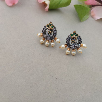 BLACK POLISH EMERALD MAYILA TEMPLE STUD EARRINGS