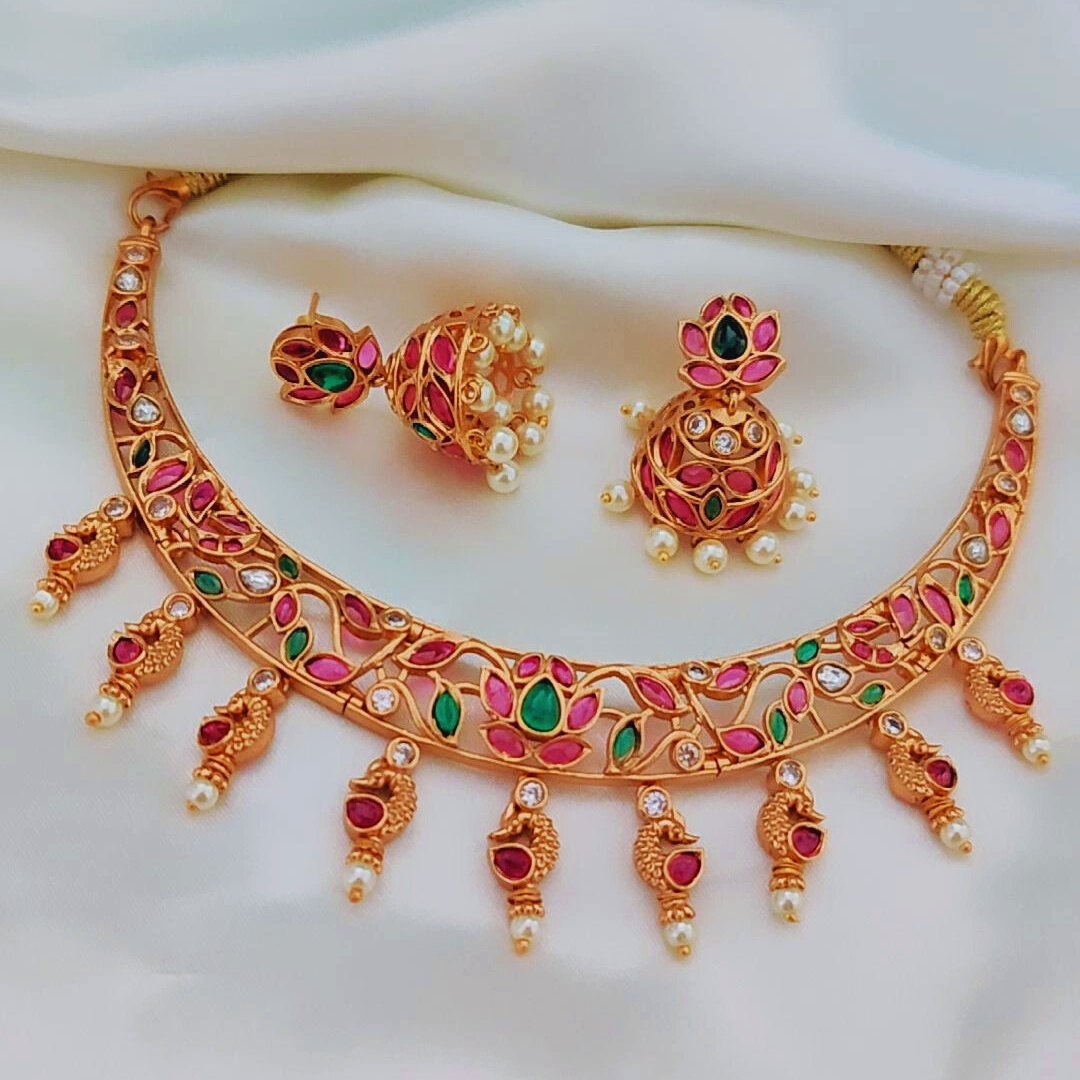 MULTICOLOR RATNA JEWELLERY SET