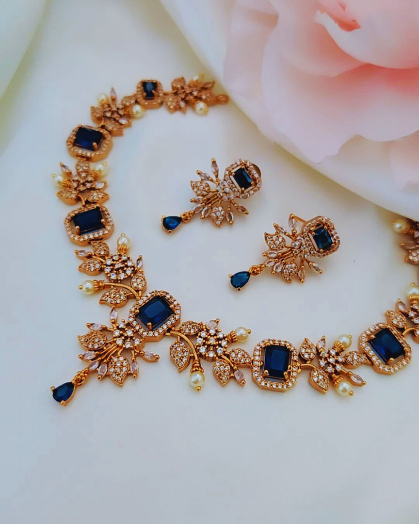 NAVY CHRISTA JEWELLERY SET