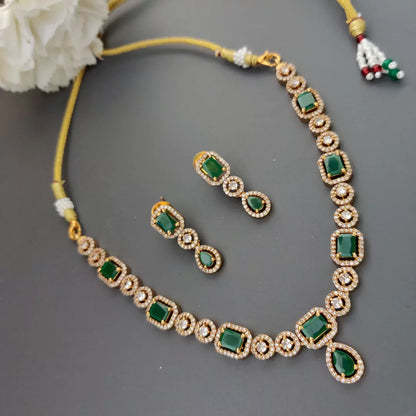 Green zirconia necklace