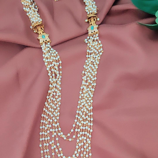 MINT NARAYANA PEARL JEWELLERY SET