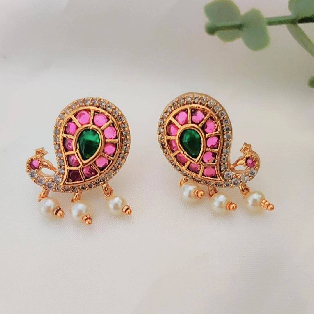 MULTICOLOR YACHAVI STUD EARRINGS