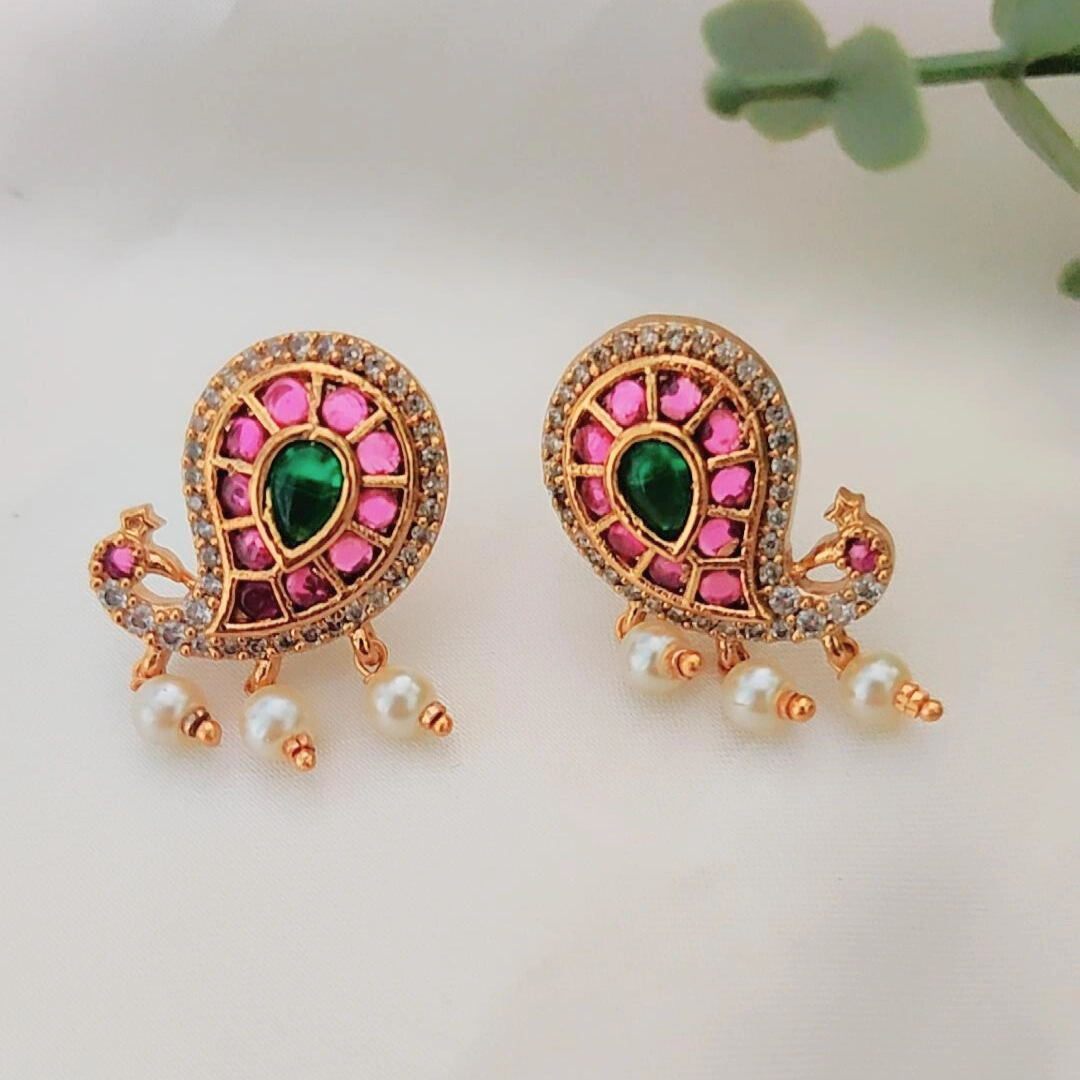 MULTICOLOR YACHAVI STUD EARRINGS