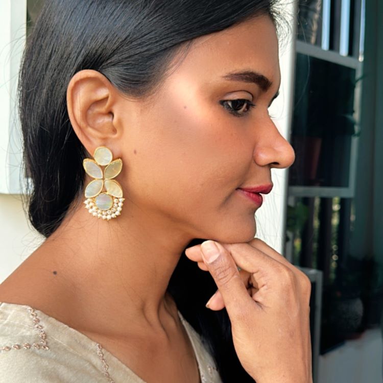 BAGA PEARL EARRINGS