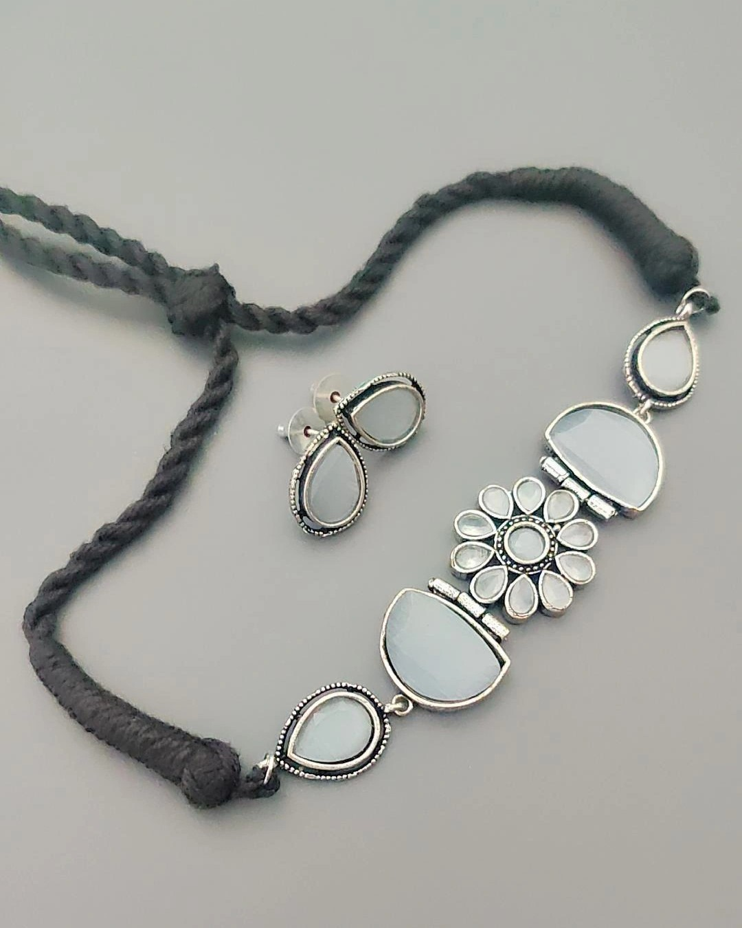 GREY KARYA SILVER PLATED JEWELLERY SET