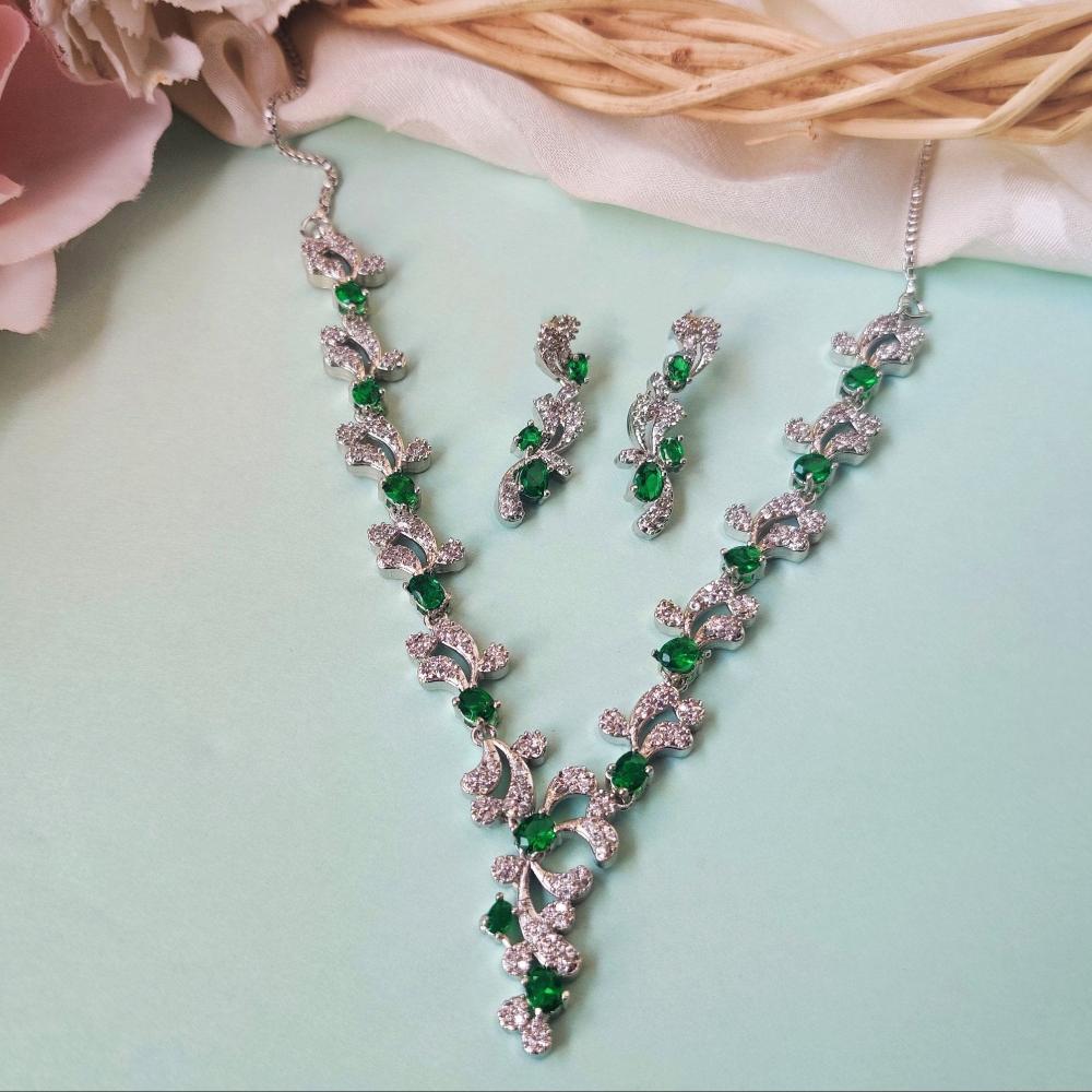 Emerald american diamond Necklace Set