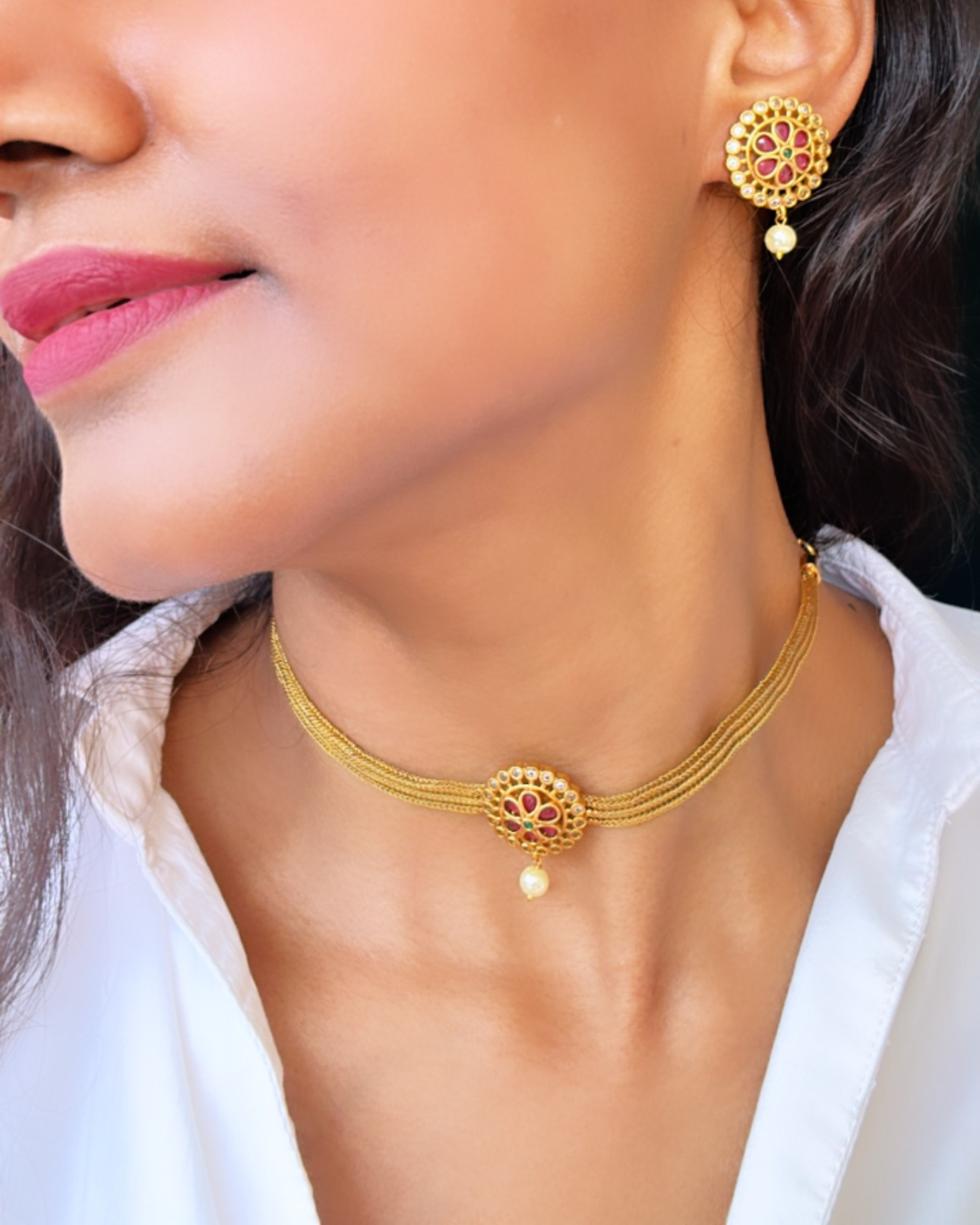 PARINITHA KEMP CHOKER SET