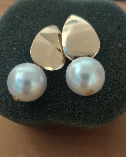 RIWERA PEARL EARRINGS