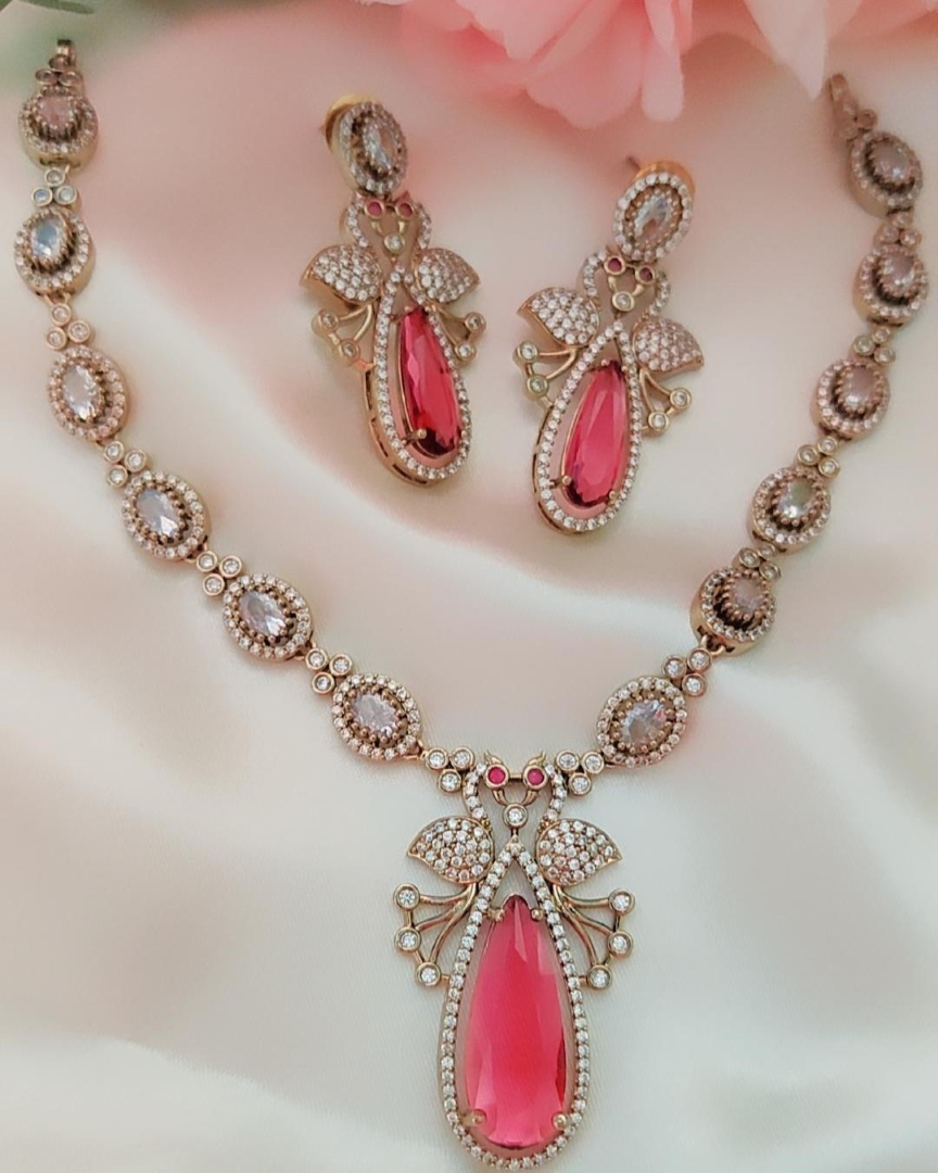 RUBY MARVI ZIRCONIA JEWELLERY SET