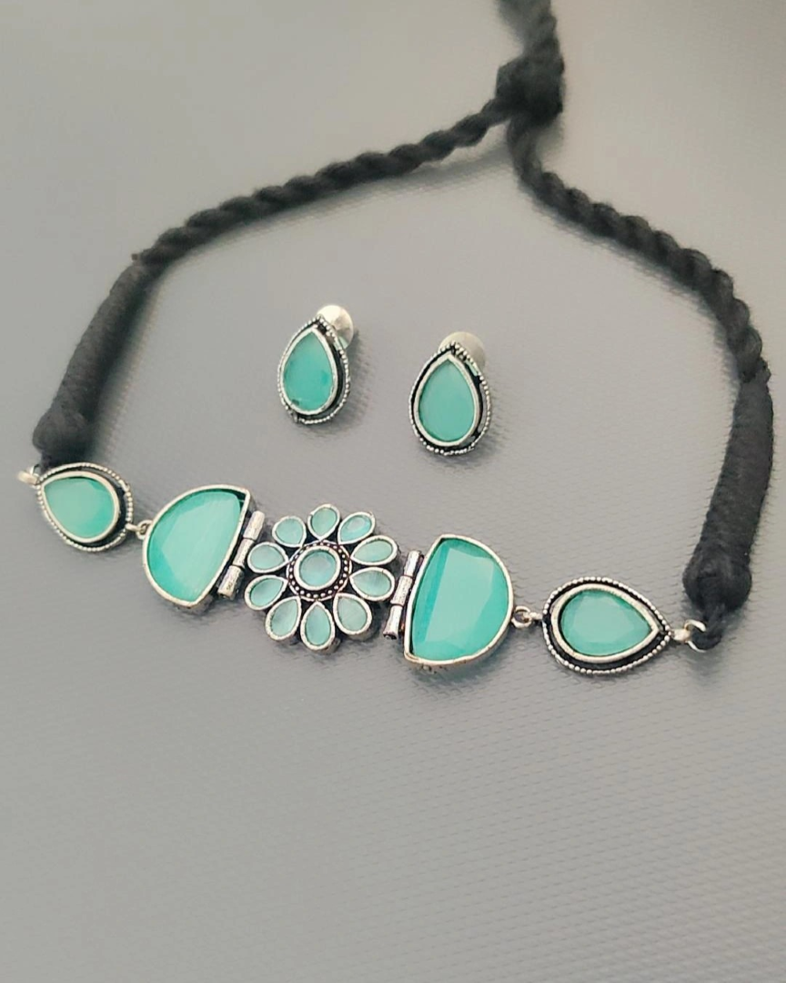 TURQUOISE KARYA SILVER PLATED JEWELLERY SET