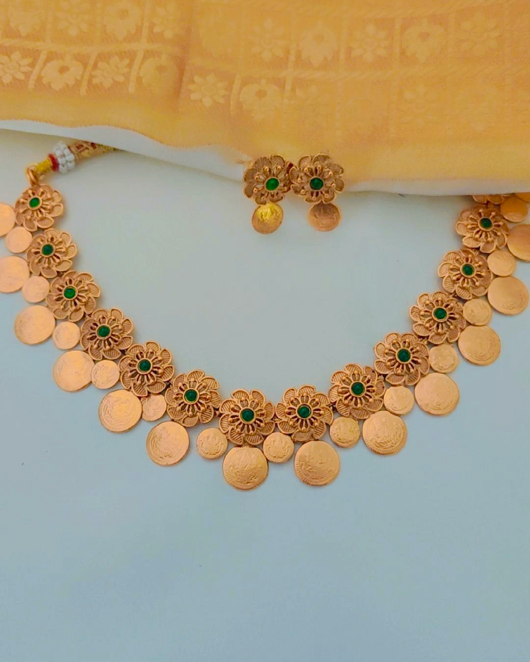 GREEN VARYA TEMPLE JEWELLERY SET