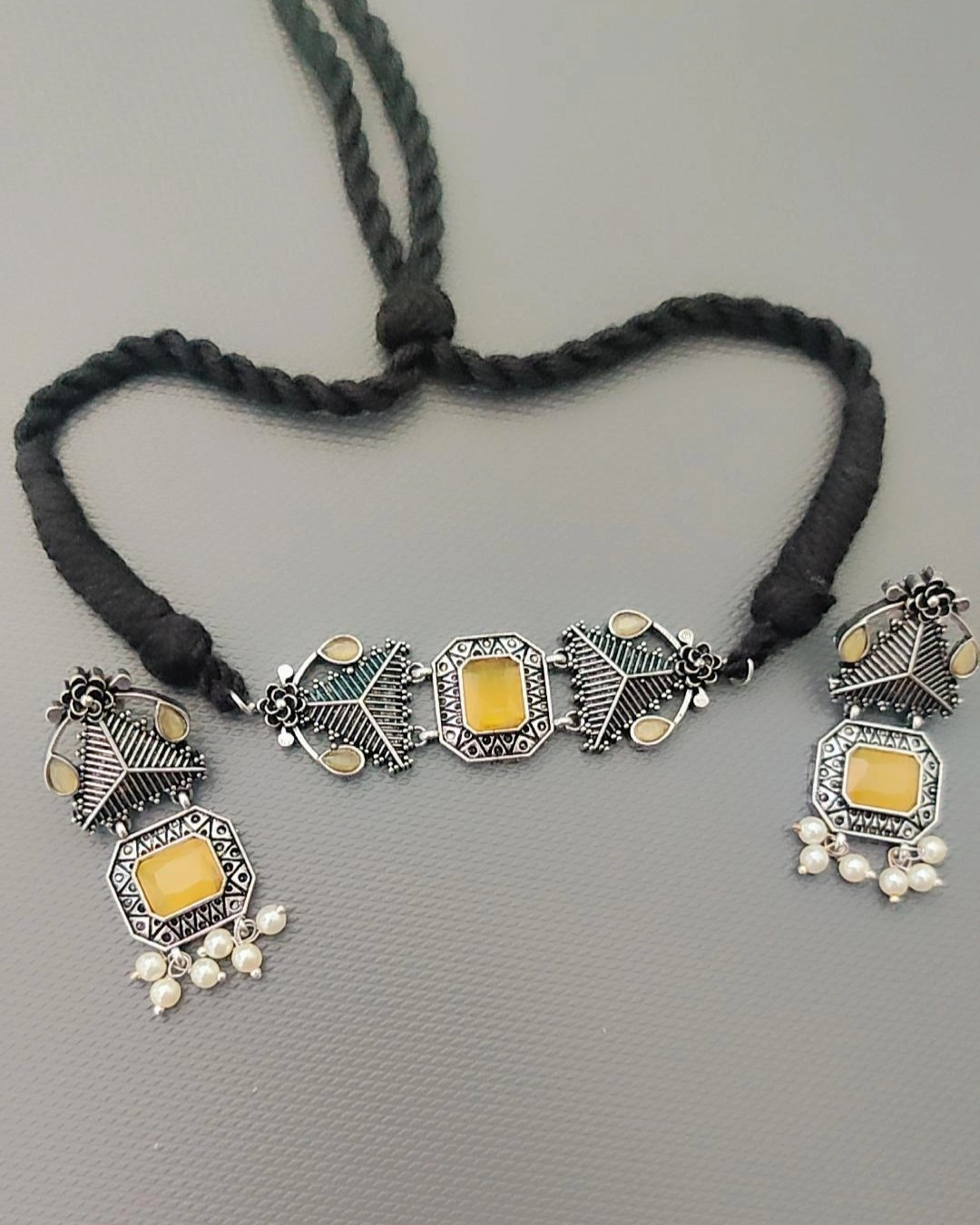 YELLOW MRITSA SILVER PLATED JEWELLERY SET