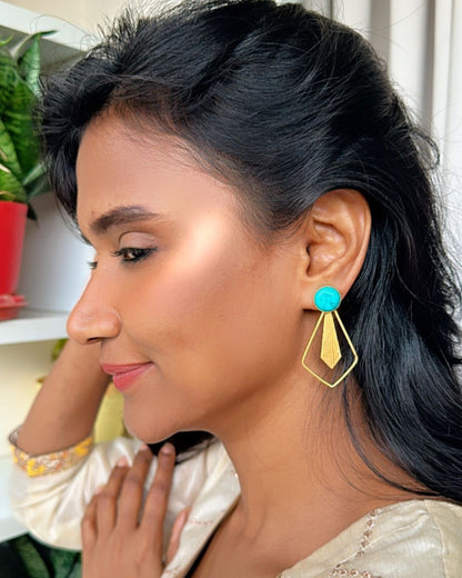 TURQUOISE TYE STONE EARRINGS