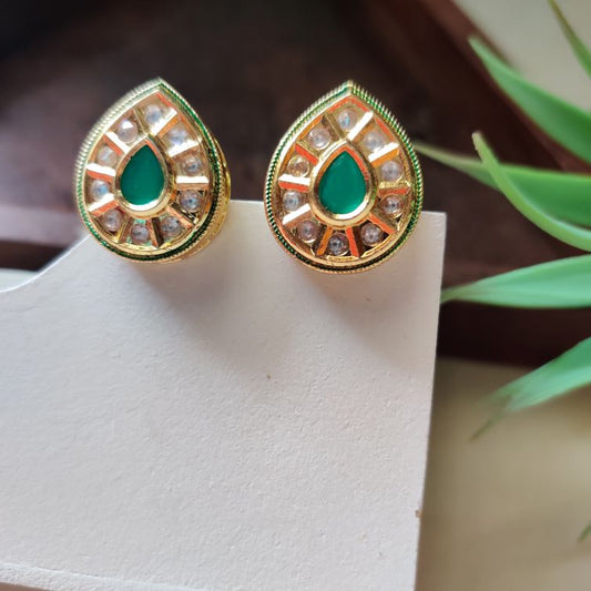 EMERALD MARIYA STUD EARRINGS