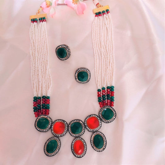 Multicolor necklace set